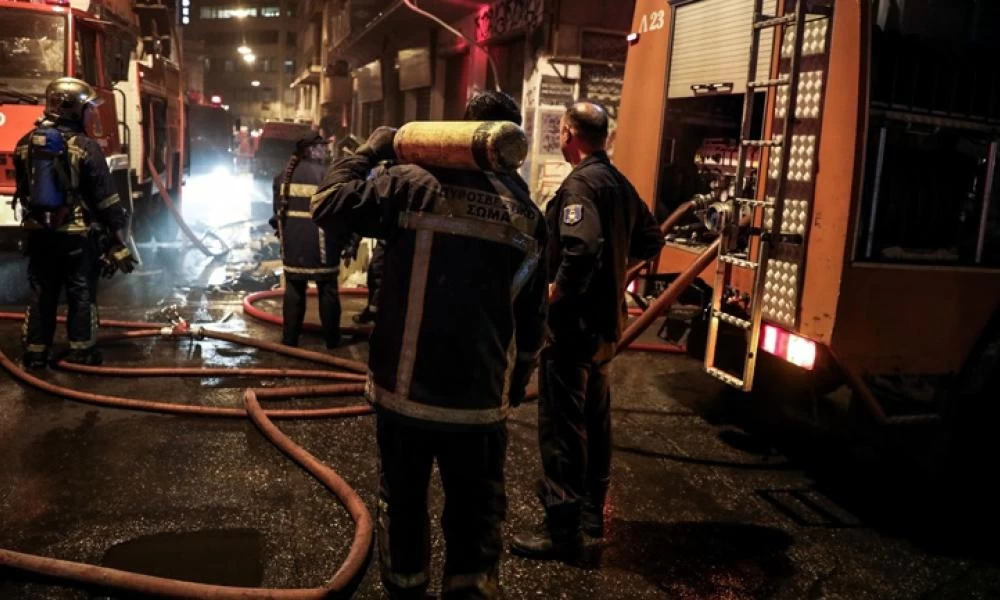 Φωτιά ξέσπασε σε διαμέρισμα στην Θεσσαλονίκη - Σώα η ένοικος